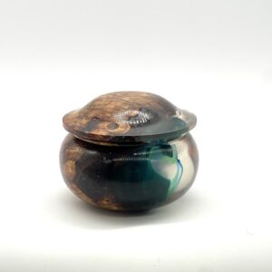 Alternative view of Yellow and green stabilised horse chestnut burl jewellery box