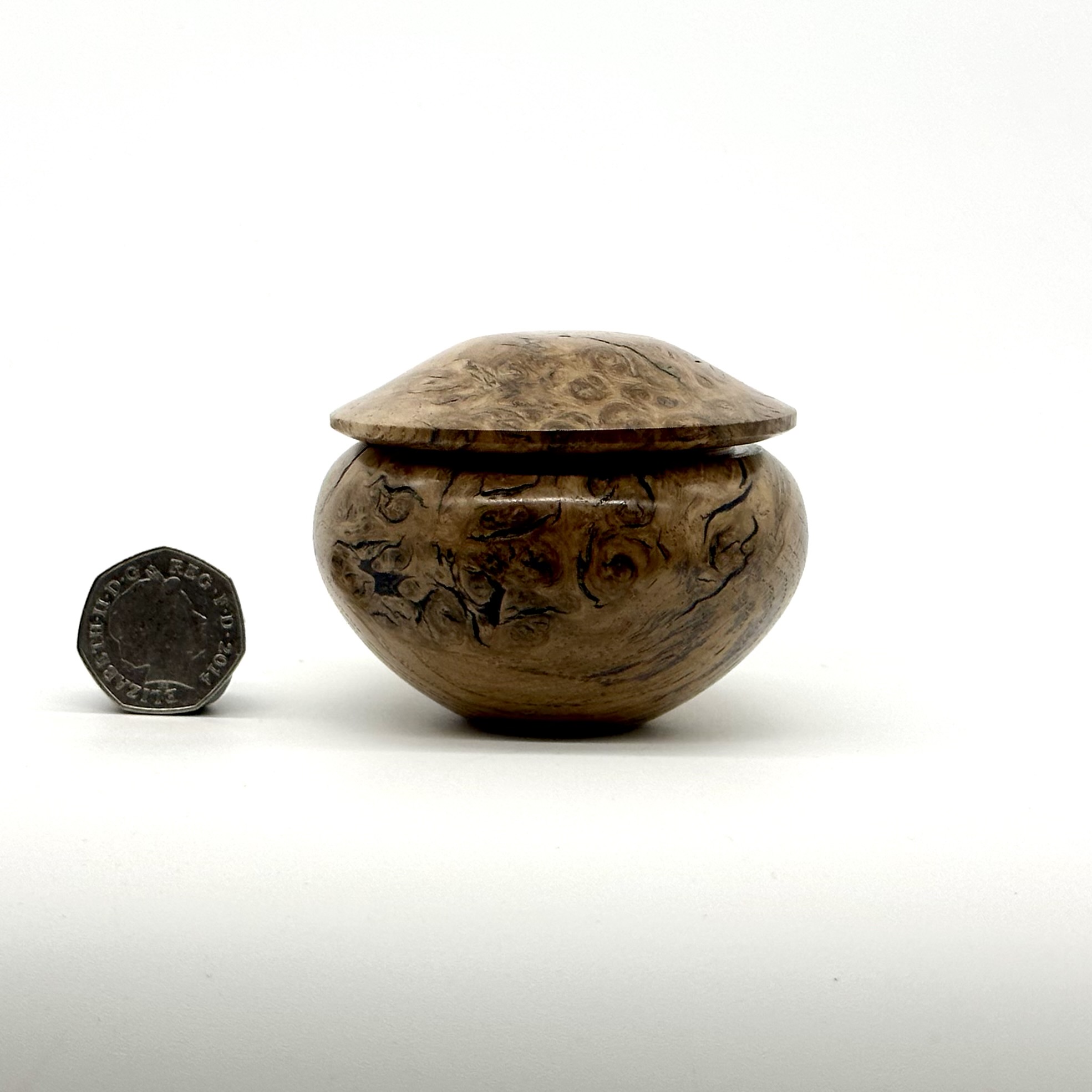 Stabilised oak burl trinket box