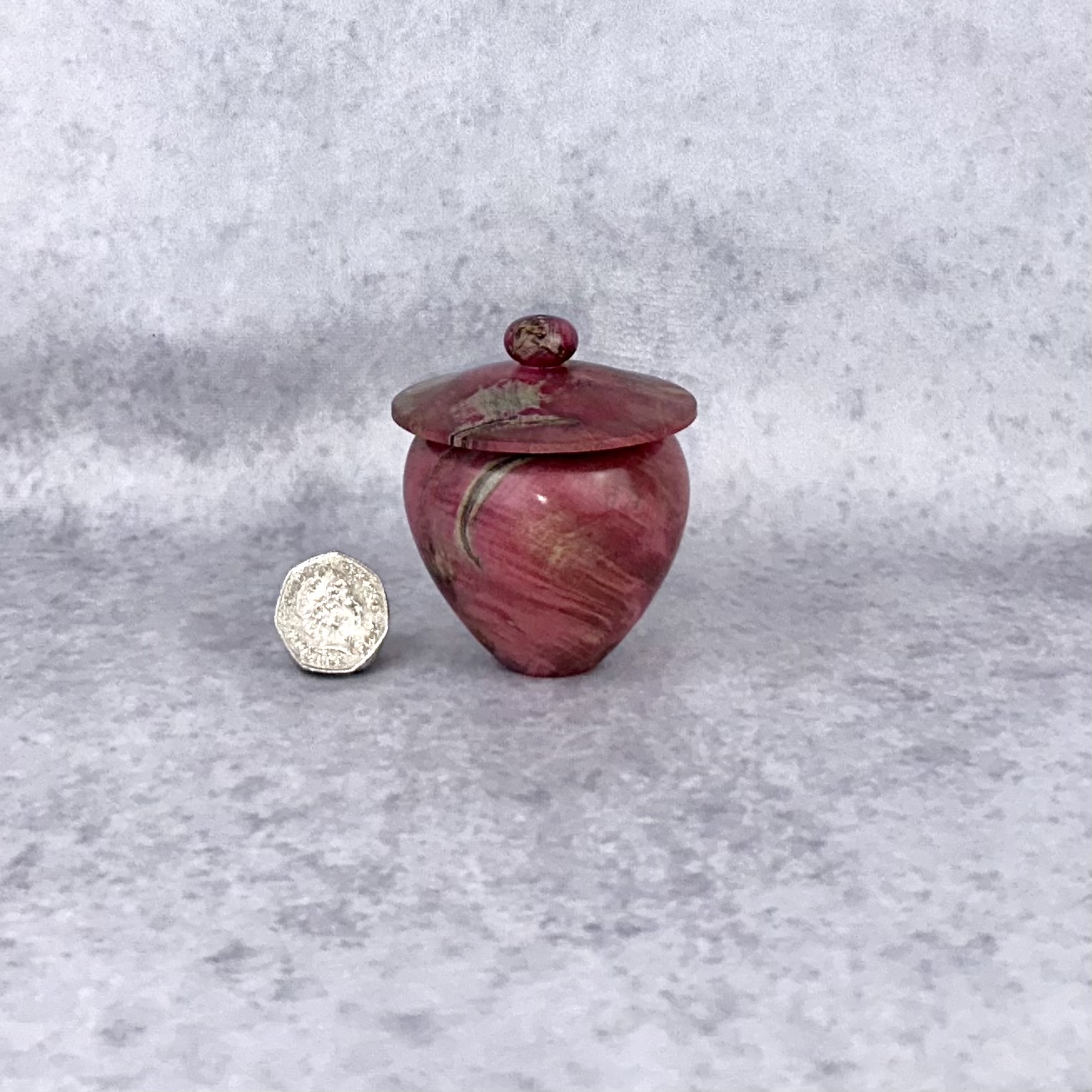 Pink and red stabilised maple burl - Image 5