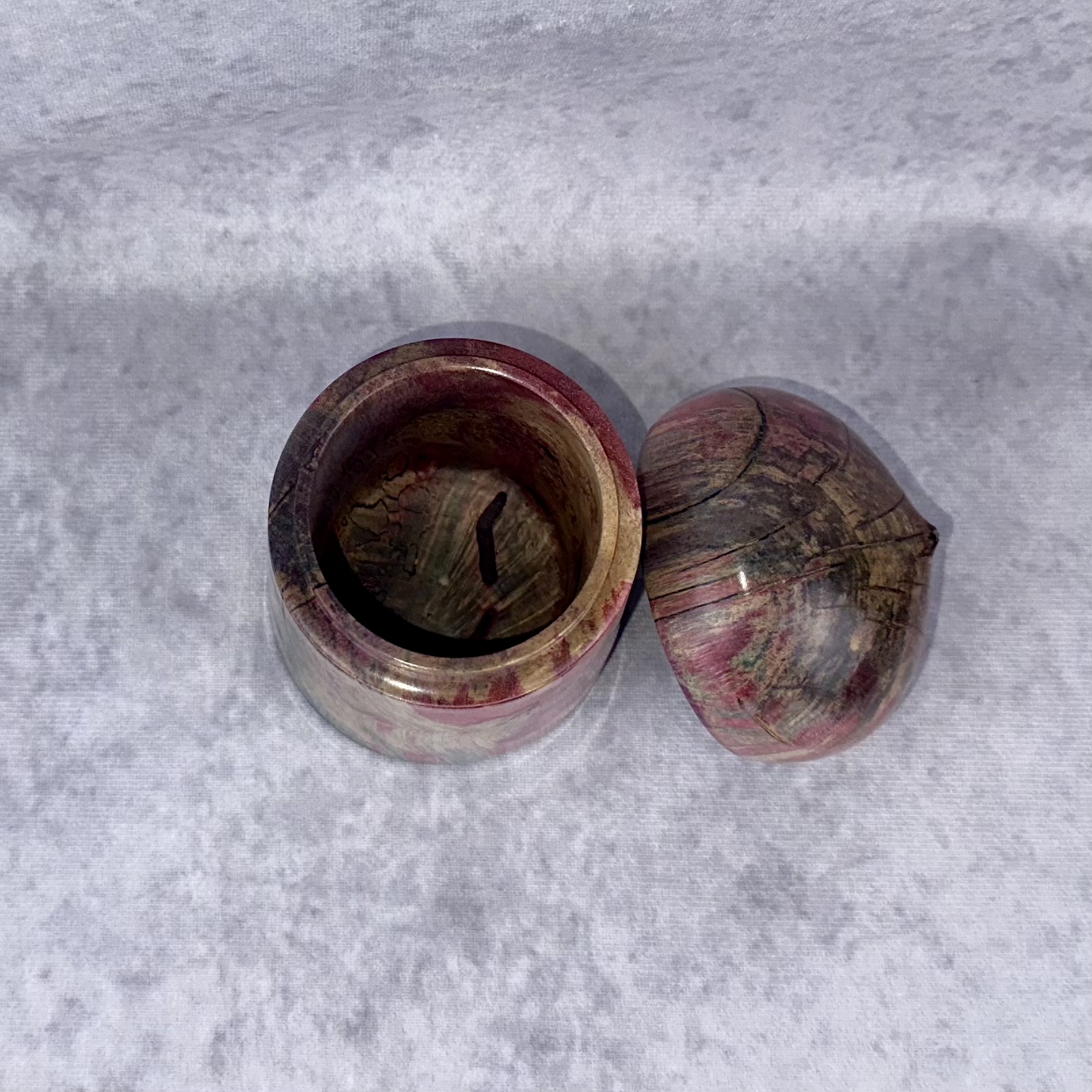 Pink stabilised maple burl lidded box - Image 5